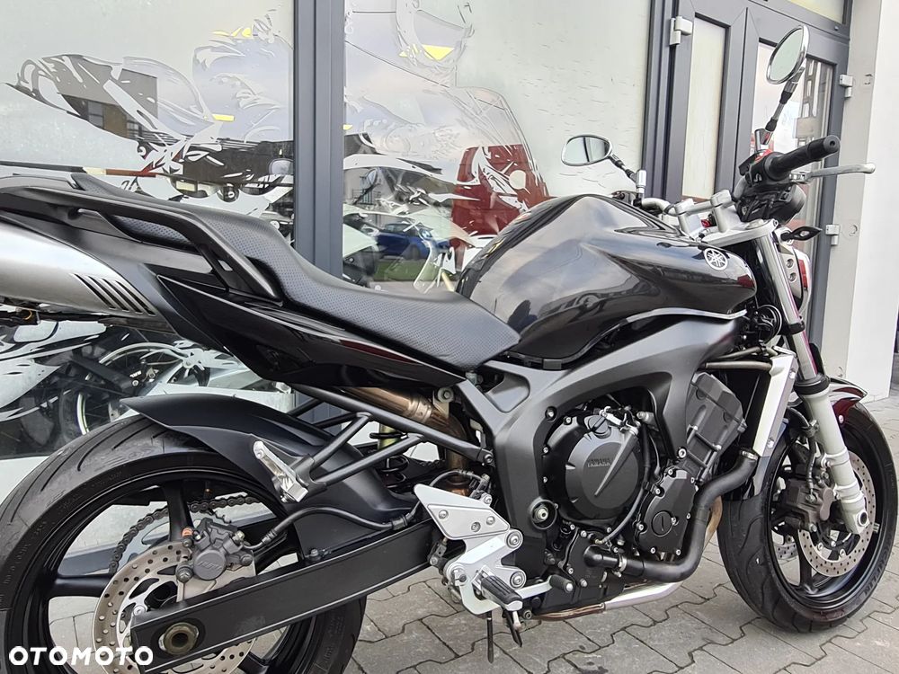 Yamaha FZ6 - 11