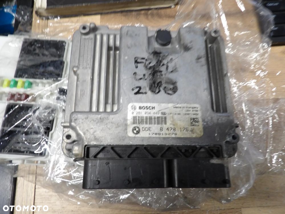 BMW - F48 - KOMPUTER , STEROWNIK SILNIKA - 8470176 - 1