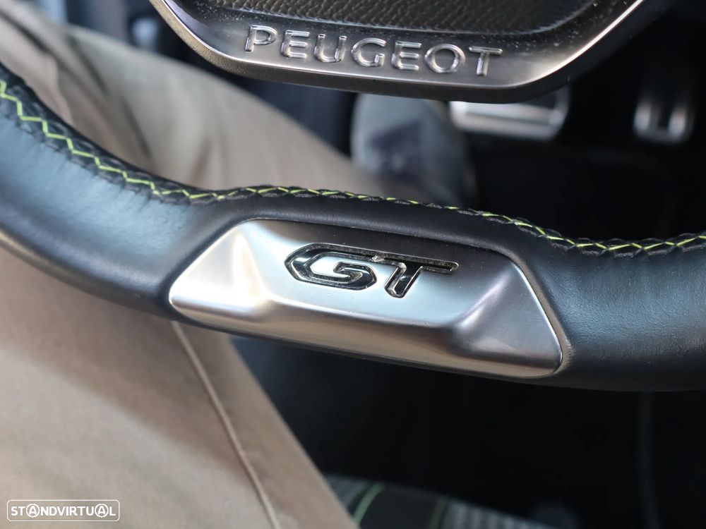 Peugeot e-208 GT - 17