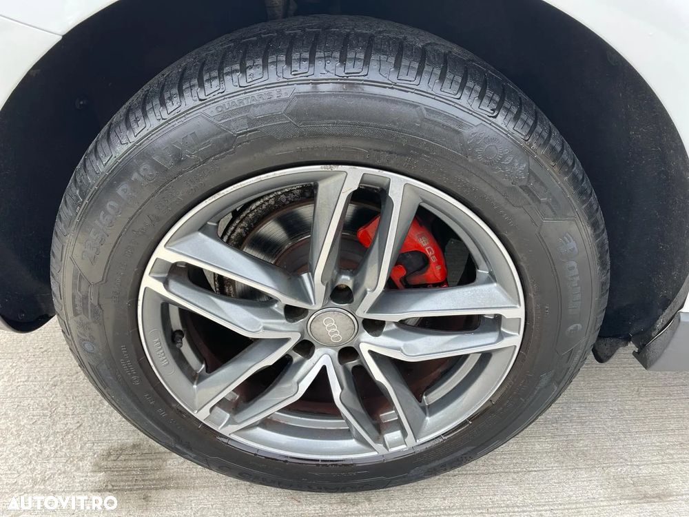 Audi Q5 2.0 TDI S tronic - 9
