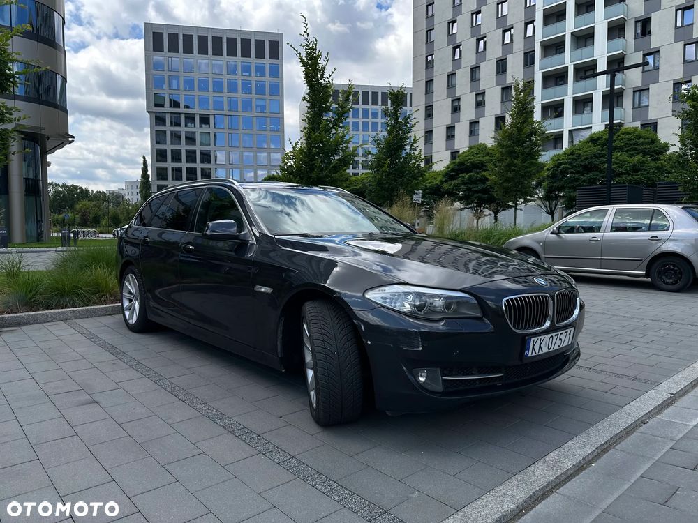 BMW Seria 5 520d - 3