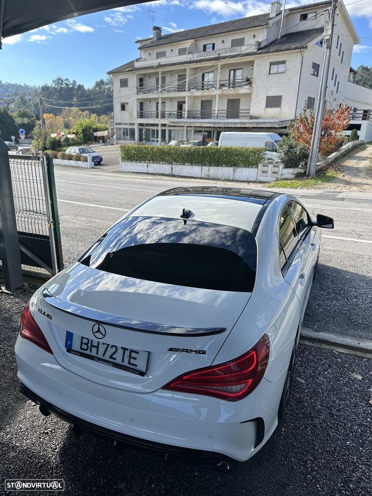 Mercedes-Benz CLA 45 AMG 4Matic 7G-DCT - 5