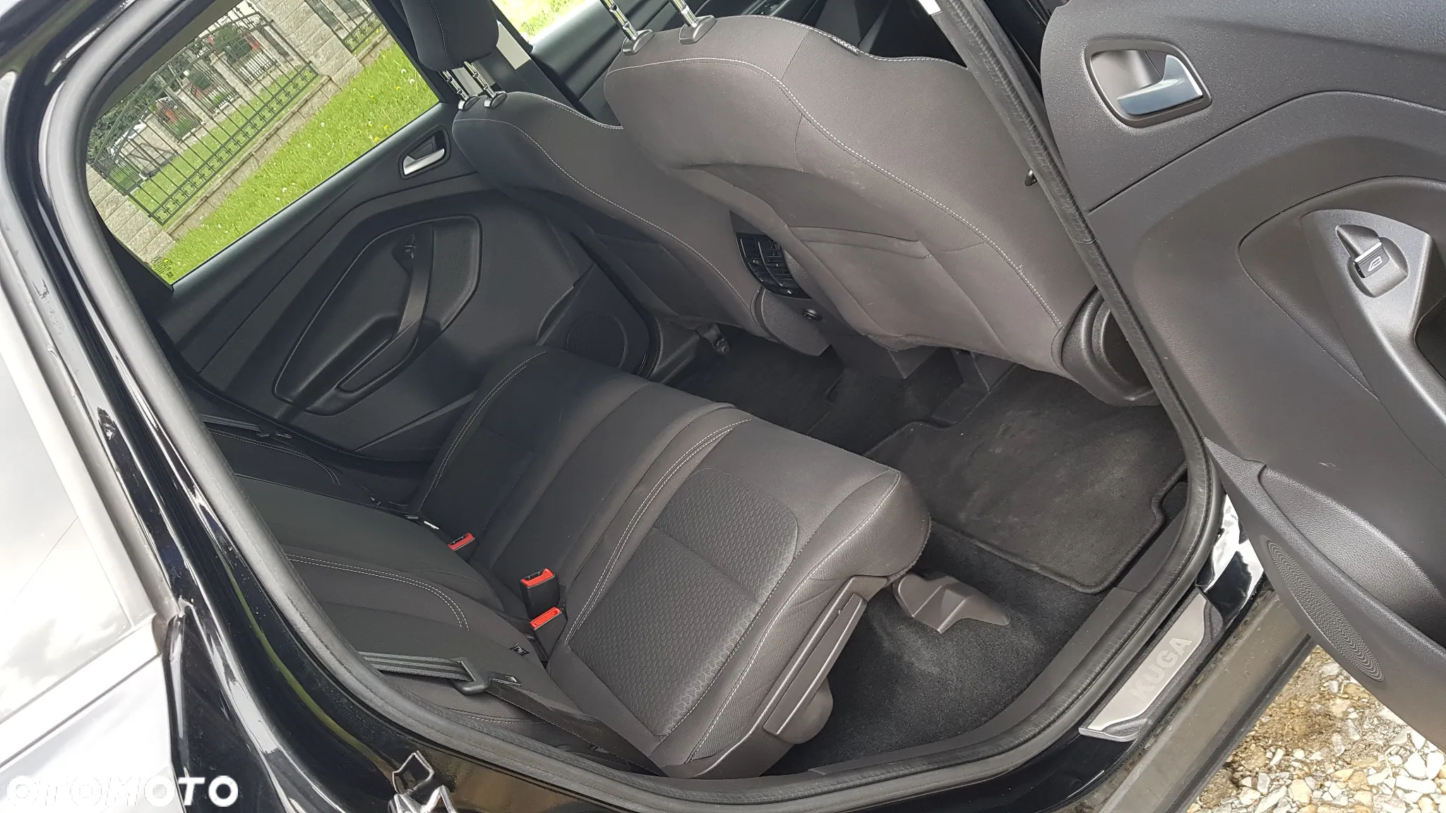 Ford Kuga 2.0 TDCi 2x4 Business Edition - 16