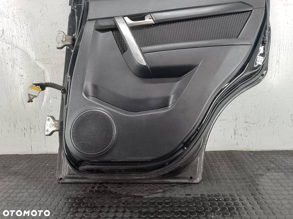 DRZWI TYŁ PRAWY  CHEVROLET CAPTIVA 19U - 6