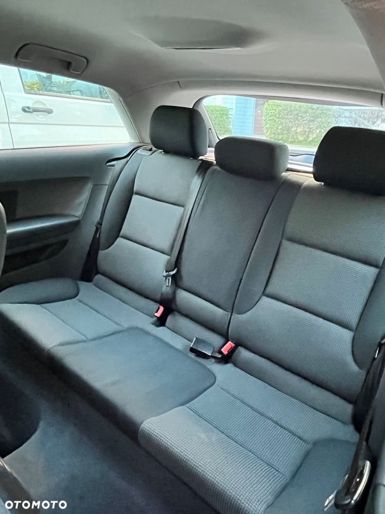 Audi A3 3-drzwiowe 1.6 Ambiente - 14