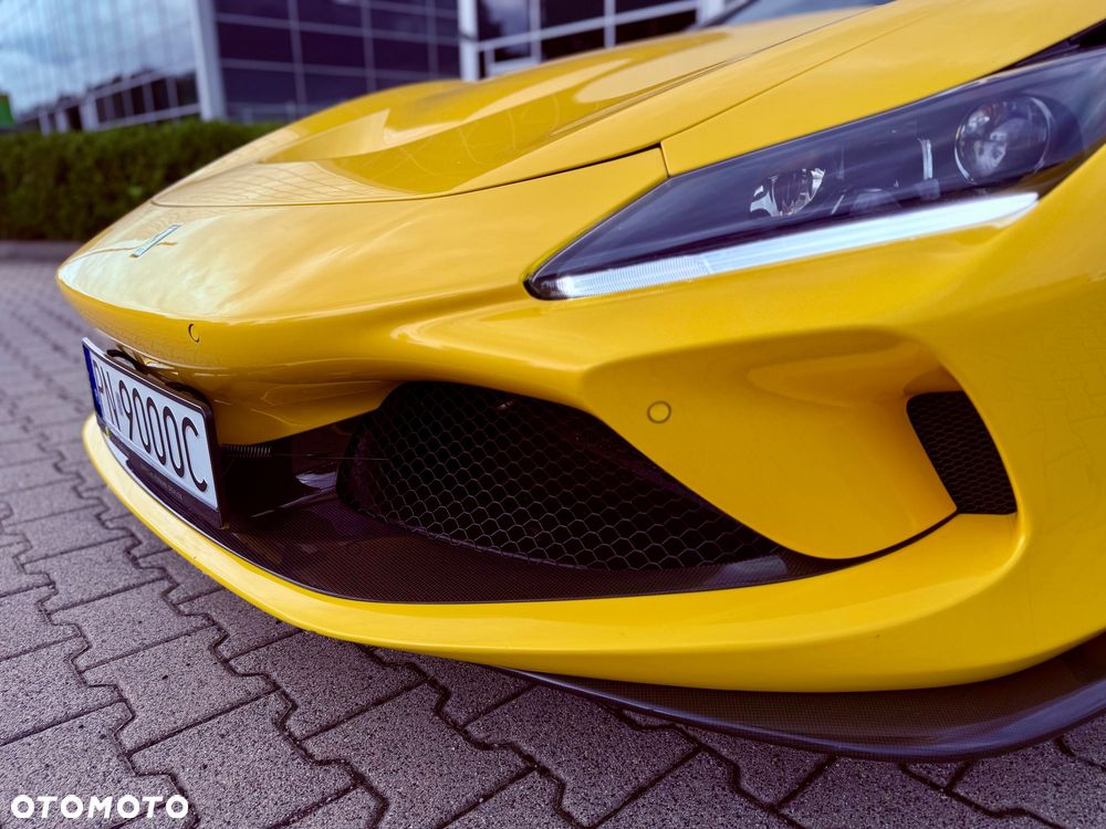 Ferrari F8 Spider - 9