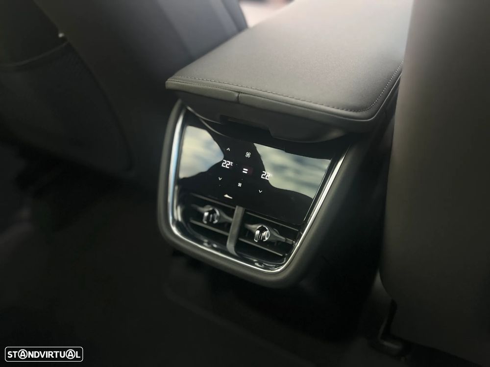 Volvo EX90 104 kWh Single Motor Core - 24