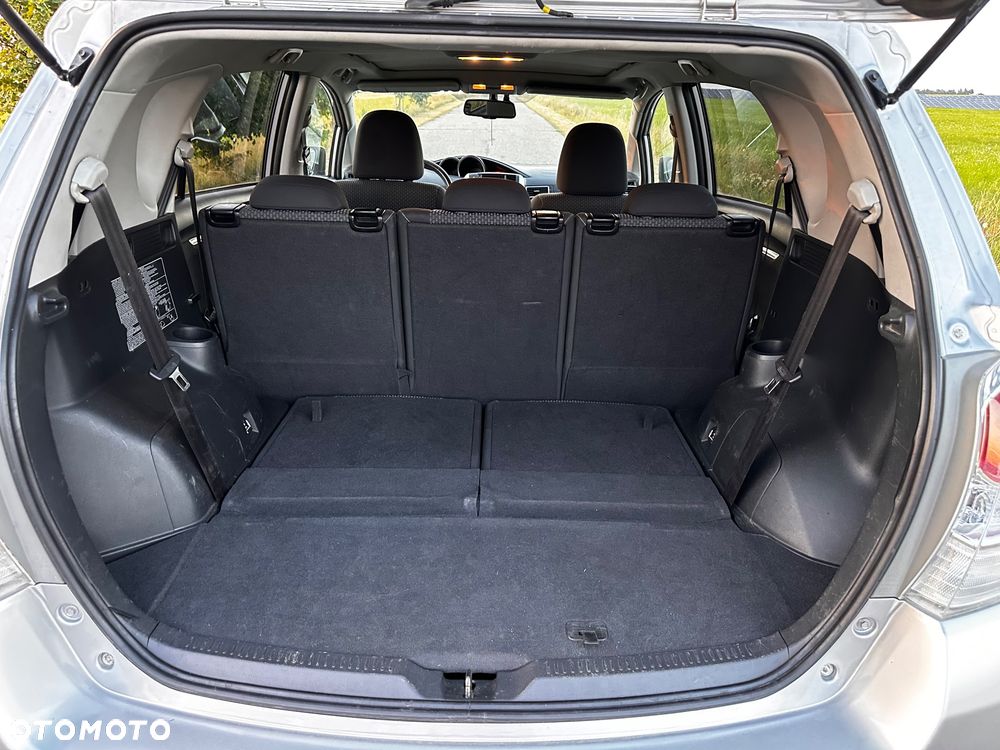 Toyota Verso 2.0 D-4D Premium 7os - 8