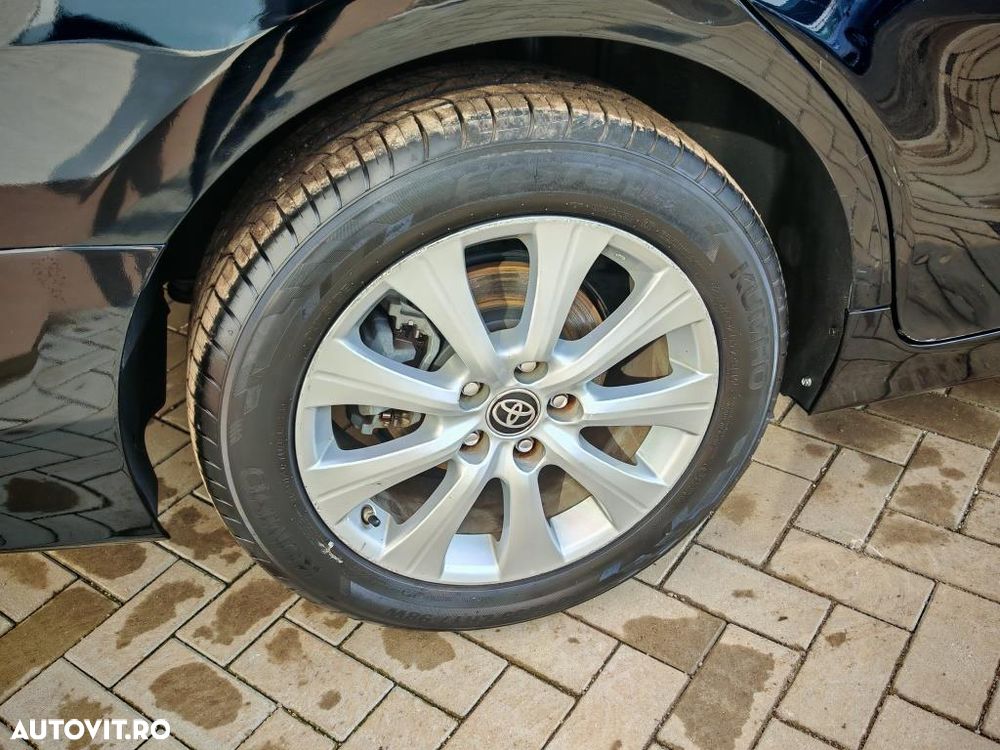 Toyota Camry Business Edition - 24