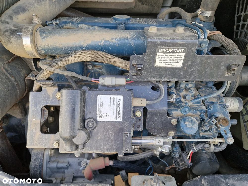 Bobcat E 45 jak Kubota Cat Wacker R361 - 12