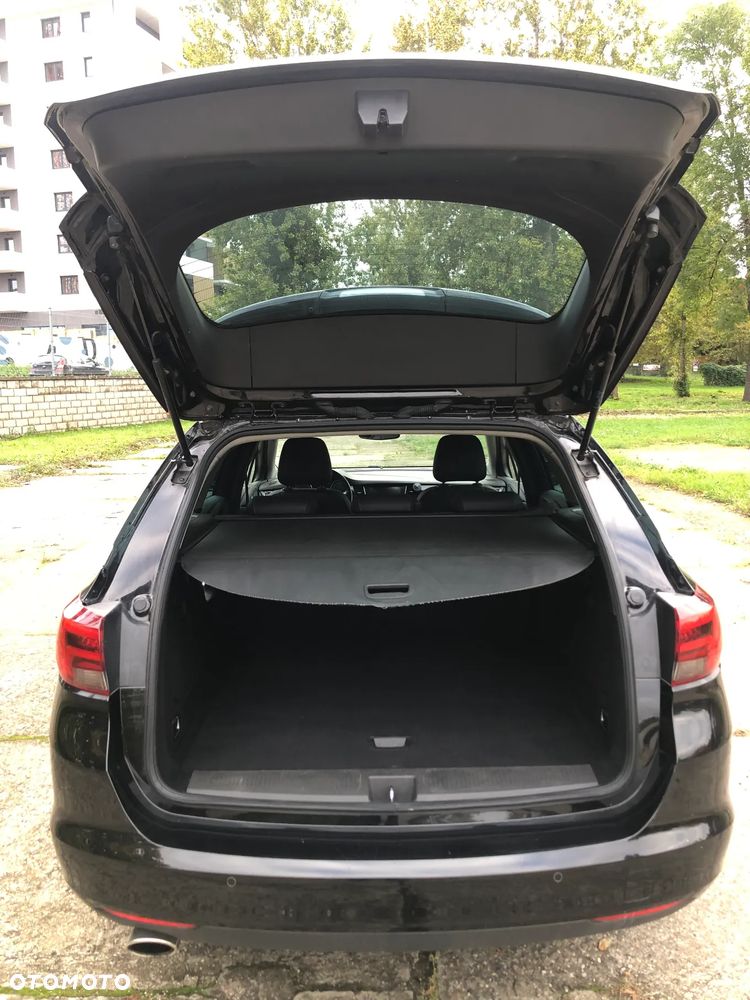 Opel Astra 1.6 BiTrb D (CDTI) Start/Stop Sports Tourer Dynamic - 18