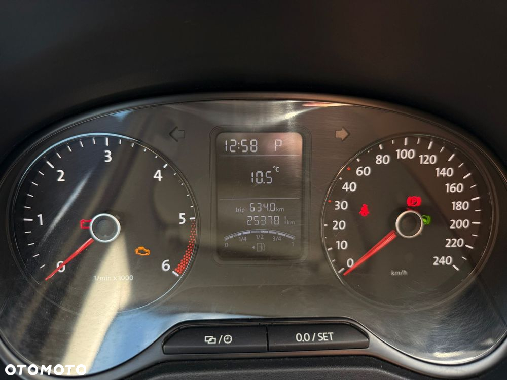 Volkswagen Amarok - 9