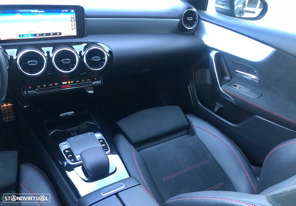 Mercedes-Benz A 200 AMG Line Aut. - 29