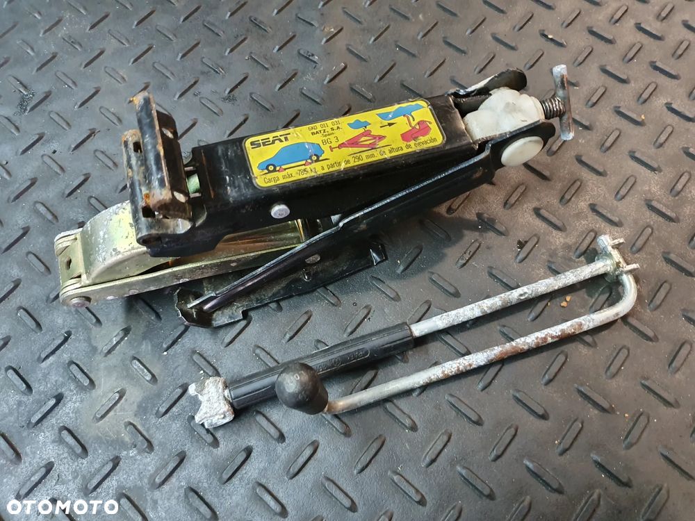 LEWAREK, PODNOŚNIK, WINDA DO KOŁA SEAT CORDOBA 6K0011031 ORYGINAŁ - 1