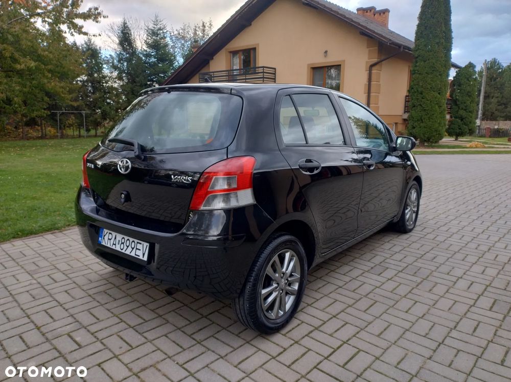 Toyota Yaris 1.33 Active - 10