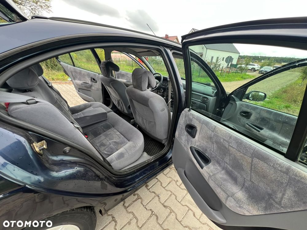 Renault Megane - 23