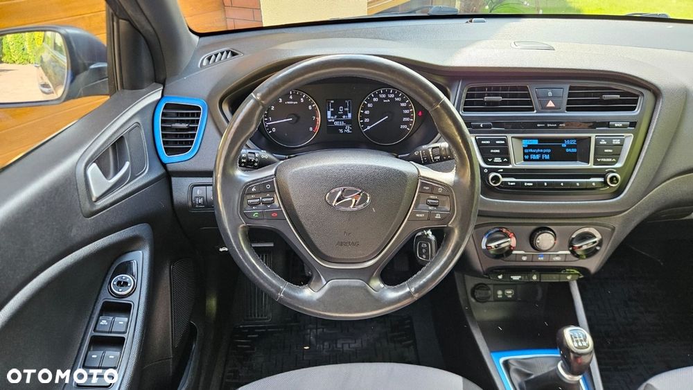 Hyundai i20 1.2 Passion - 15