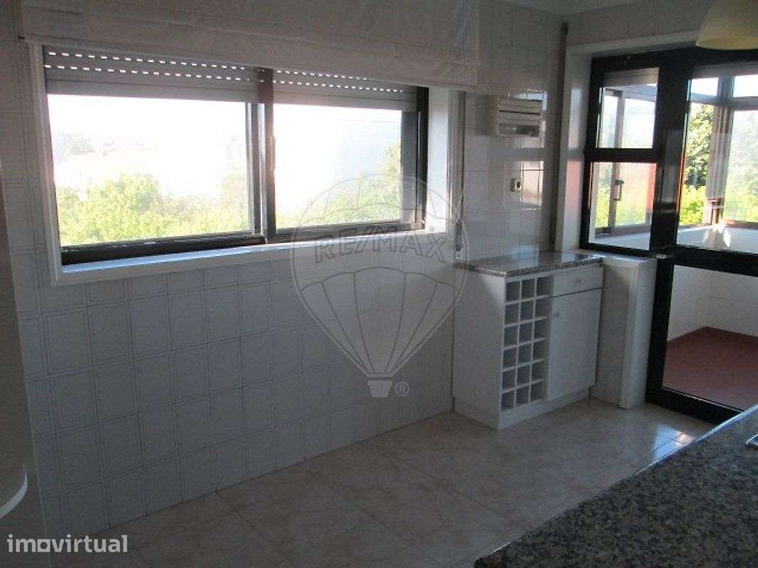 Apartamento T2 para arrendamento - Grande imagem: 3/23