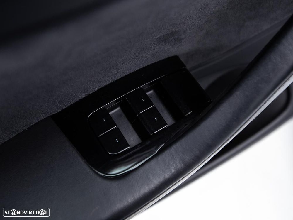 Tesla Model 3 Long Range Tração Integral - 17