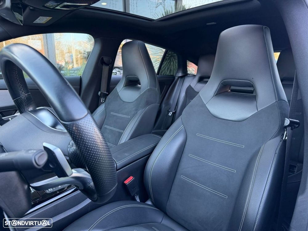 Mercedes-Benz CLA 250 e Shooting Brake AMG Line - 17