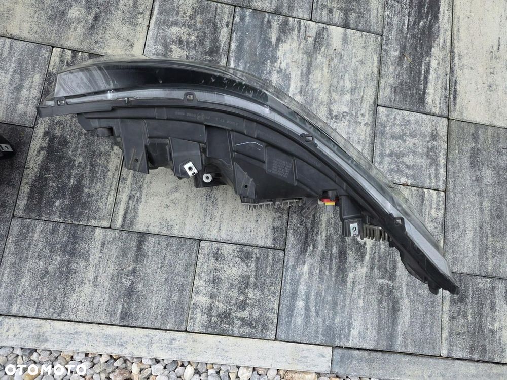 IVECO DAILY LIFT Kompletne Lampy przód Full Led 05802711799 05802711800 - 7