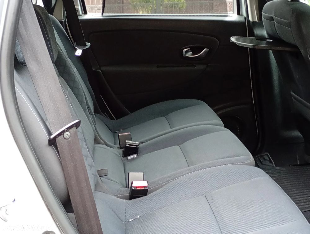 Renault Grand Scenic - 18