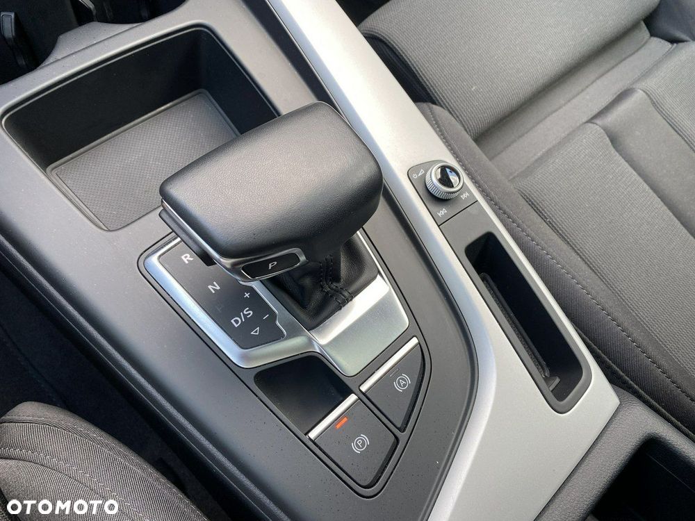 Audi A4 Avant - 25