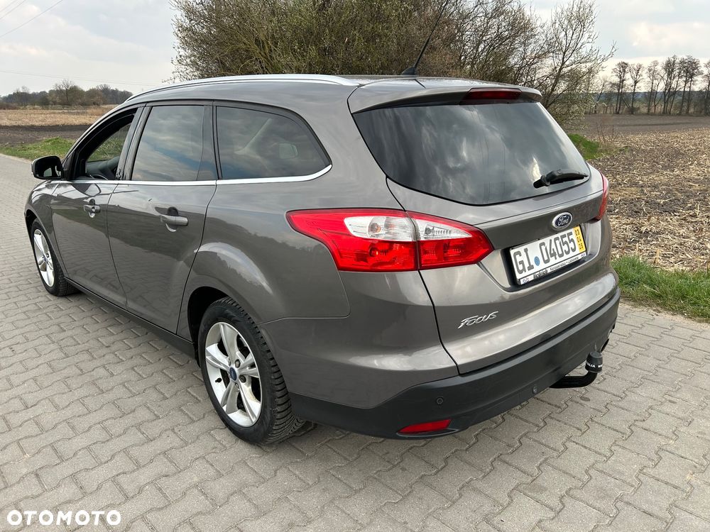 Ford Focus 2.0 TDCi DPF Champions Edition - 6