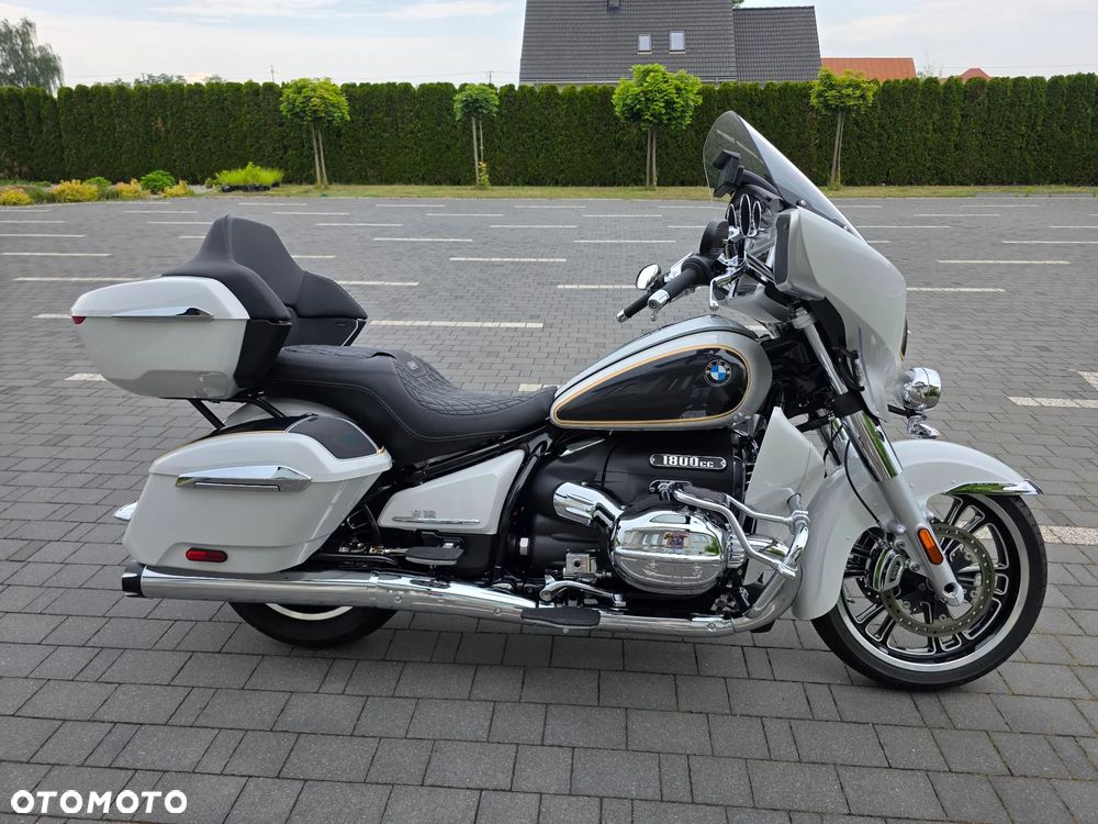 BMW R - 1