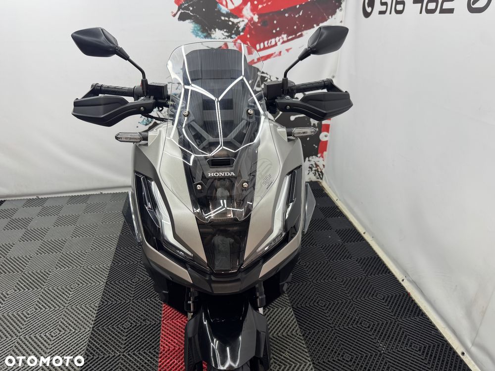 Honda ADV350 - 40