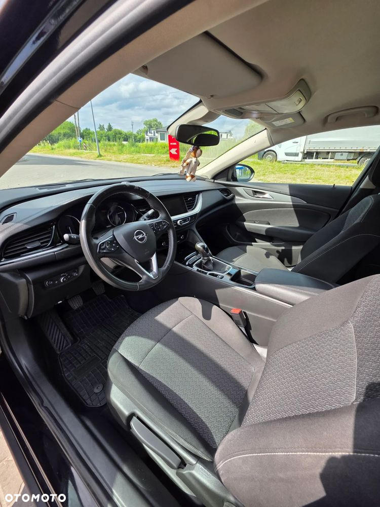 Opel Insignia - 19