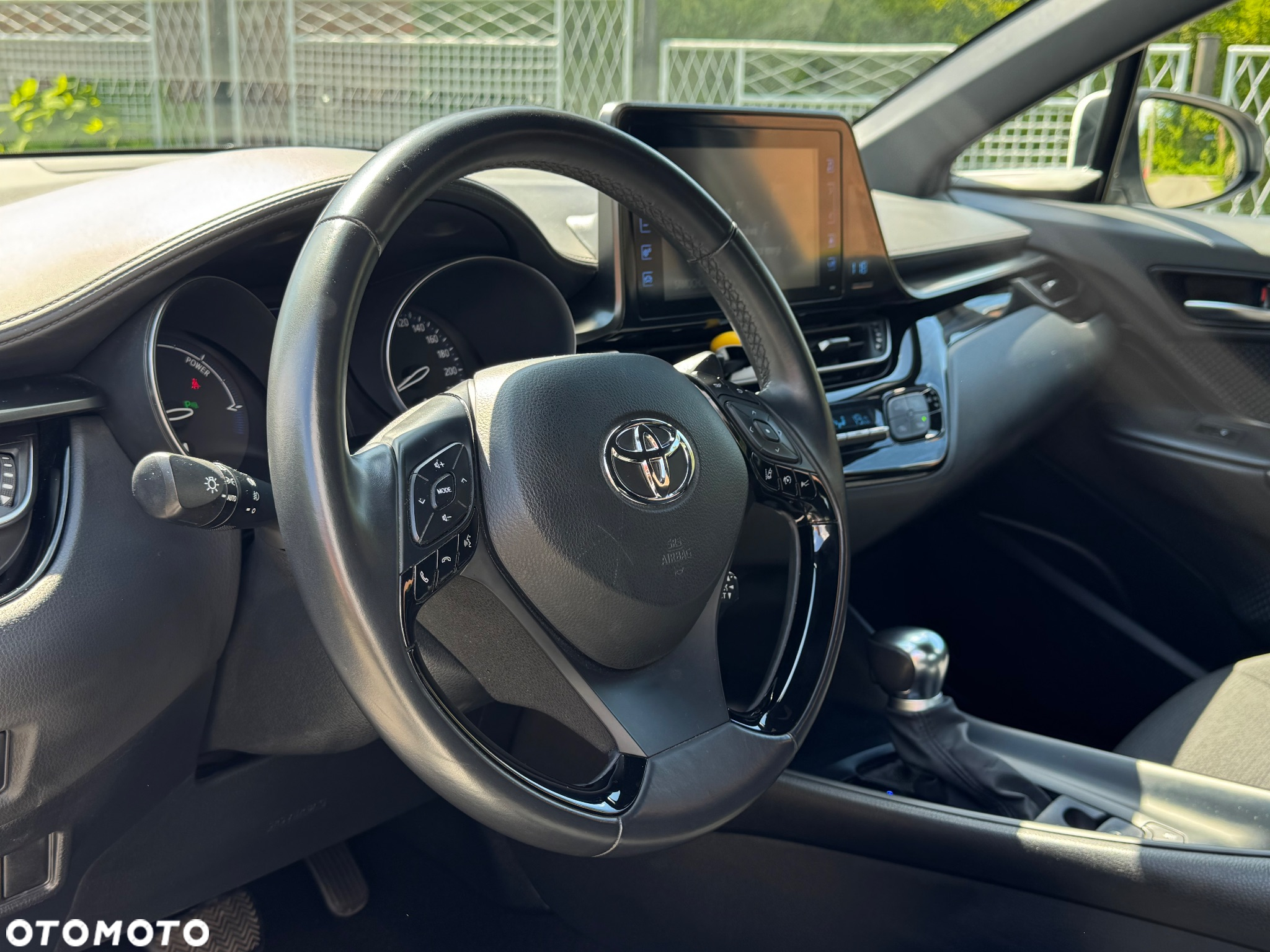 Toyota C-HR - 14