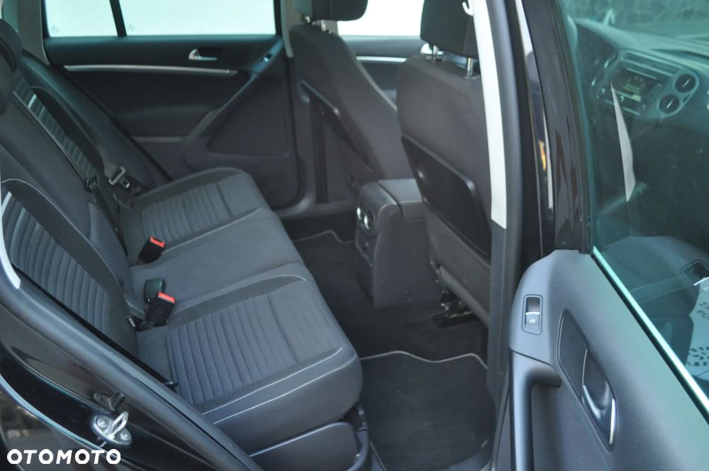 Volkswagen Tiguan 2.0 TDI DPF BlueMotion Technology Cup Sport & Style - 23
