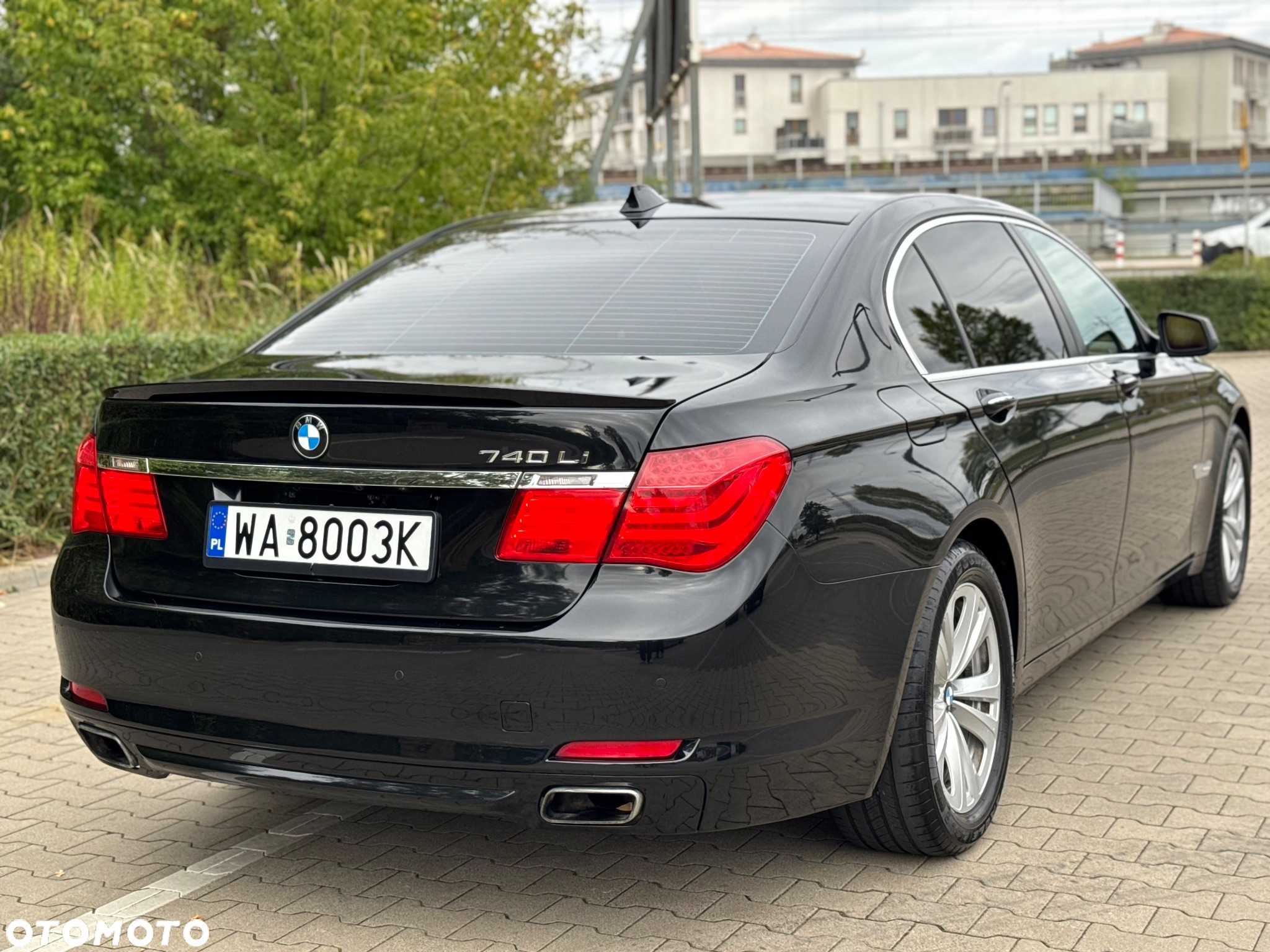 BMW Seria 7 740Li - 21