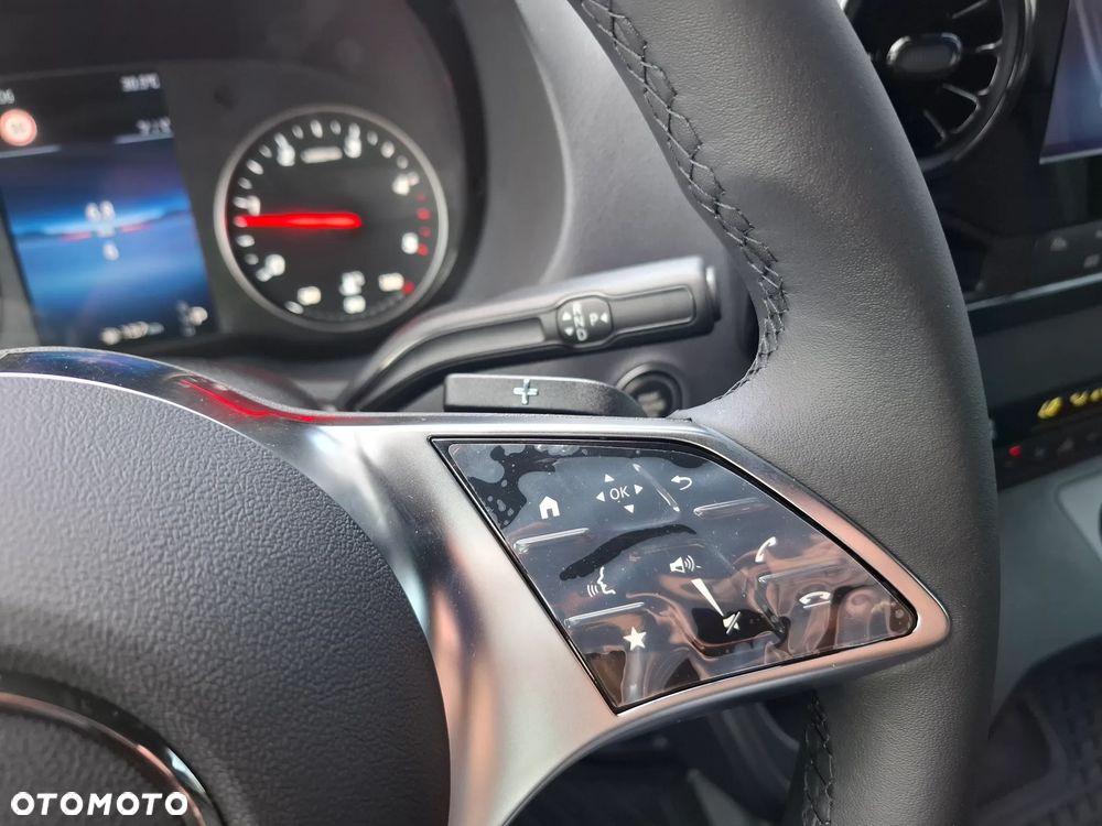 Mercedes-Benz Sprinter 319 CDI Furgon PRO 3665 mm L2H2 - 31