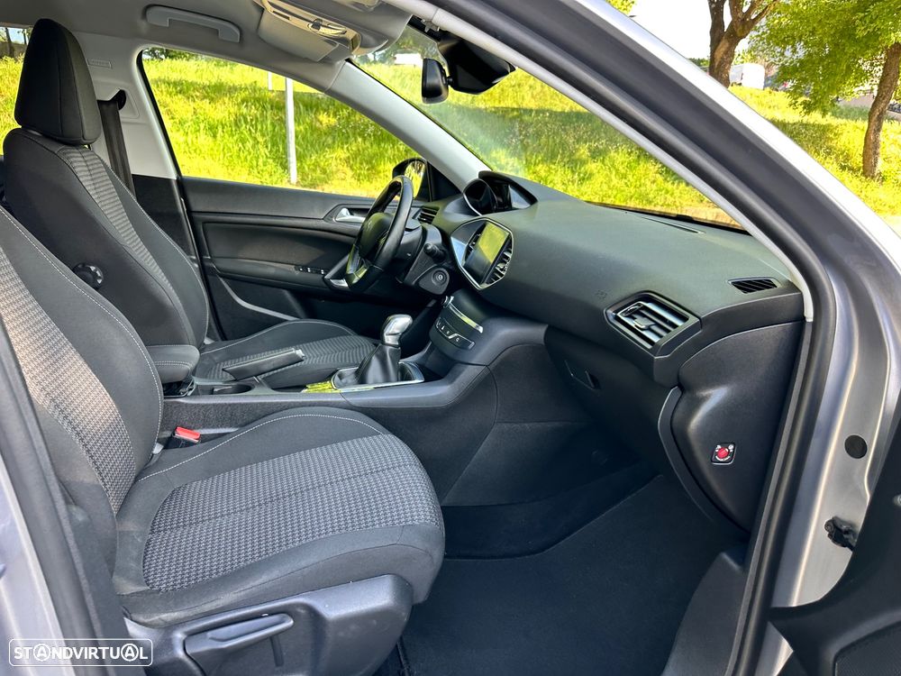 Peugeot 308 1.6 BlueHDi Active - 33