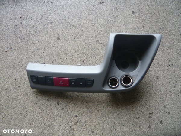 Panel przełączników deski rozdzielczej 7354213630 Fiat Ducato III