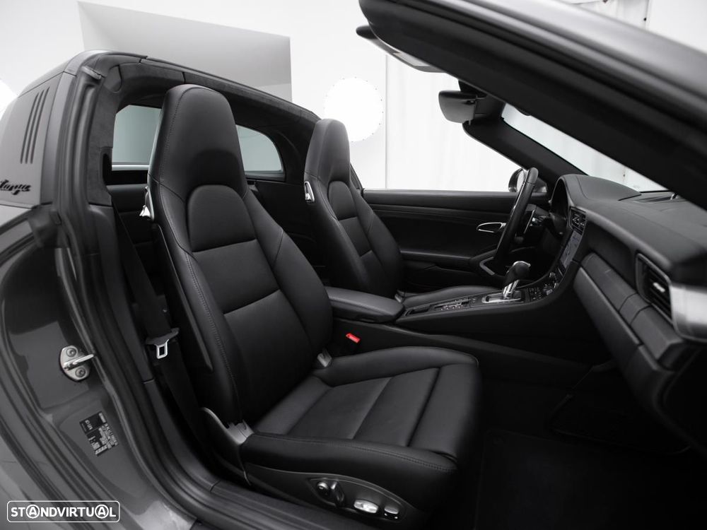 Porsche 911 (991) - 10