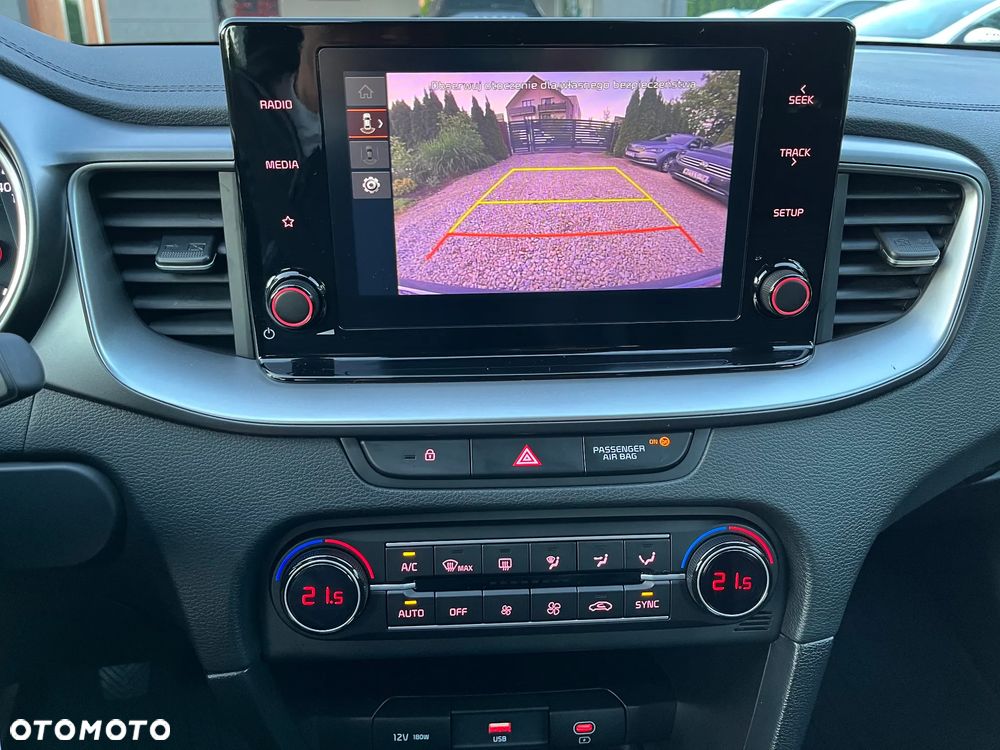 Kia Ceed 1.5 T-GDI M - 14