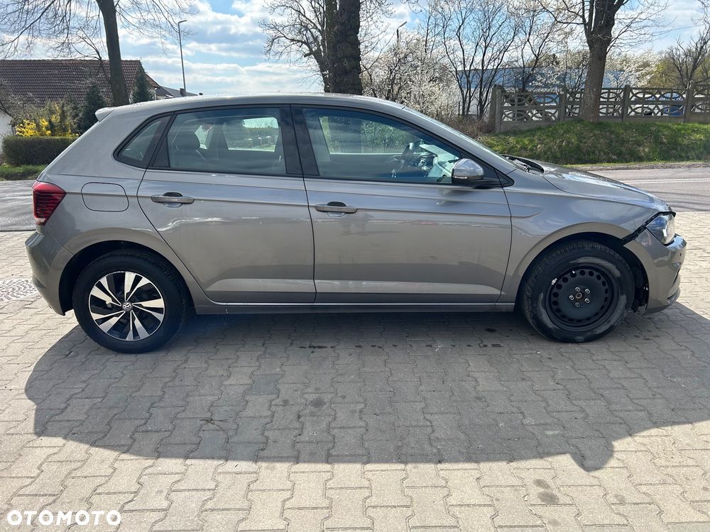 Volkswagen Polo - 5