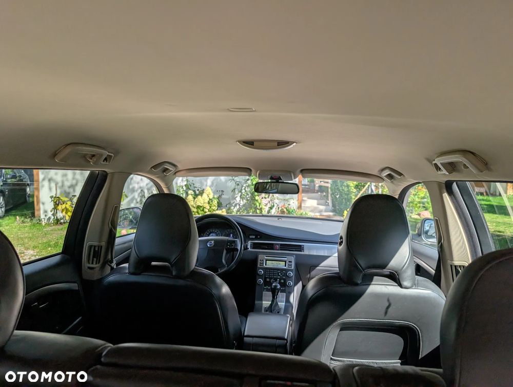 Volvo V70 2.0D Momentum - 23