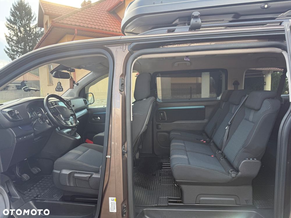 Peugeot Traveller - 7