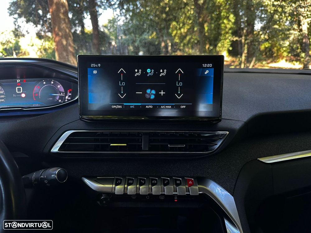 Peugeot 3008 1.5 BlueHDi Allure Pack EAT8 - 27