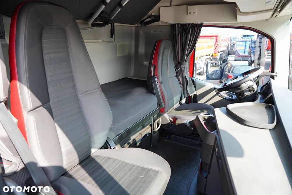 Volvo FH 460 / ZESTAW TANDEM / 120 M3 / PRZEJAZDOWY / I-SAVE / KLIMA POSTOJOWA / OŚ PODNOSZONA SKRĘTNA / WIELTON / PLANDEKA ZBROJONA - - 33