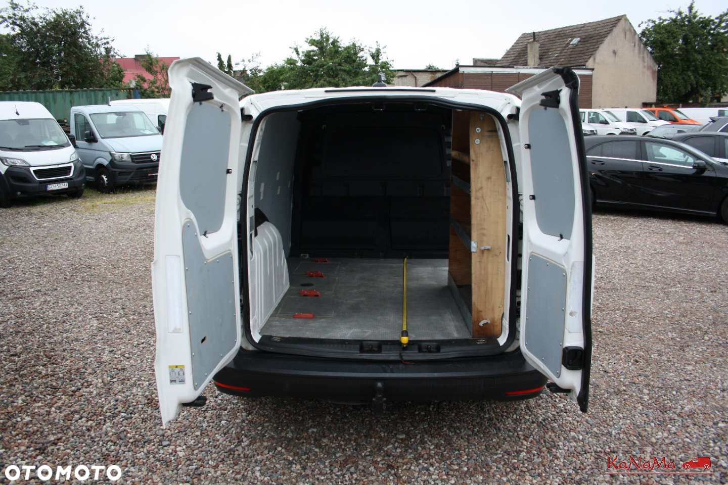 Volkswagen Caddy - 14