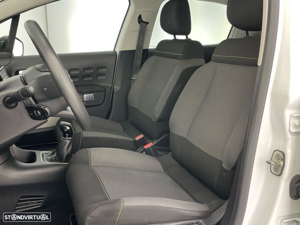 Citroën C3 1.2 PureTech C-Series - 17