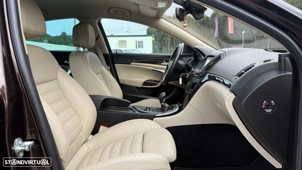 Opel Insignia 2.0 CDTI executive S/S - 47