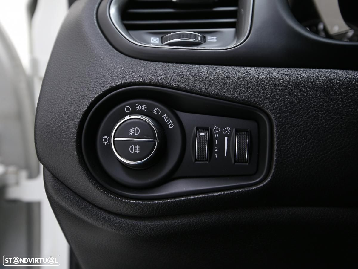 Jeep Renegade - 20