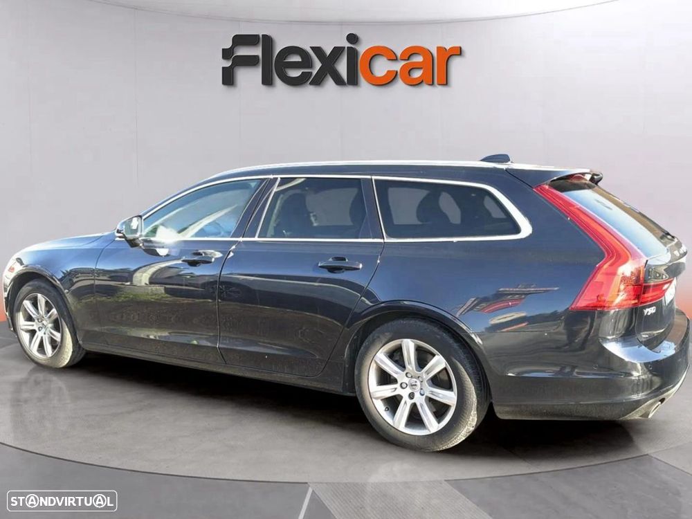 Volvo V90 2.0 D4 Momentum Plus Geartronic - 4
