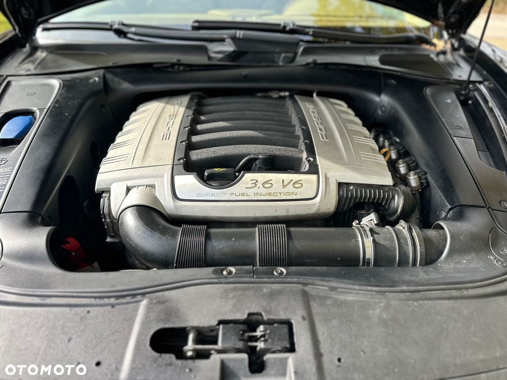 Porsche Cayenne Tiptronic S - 22